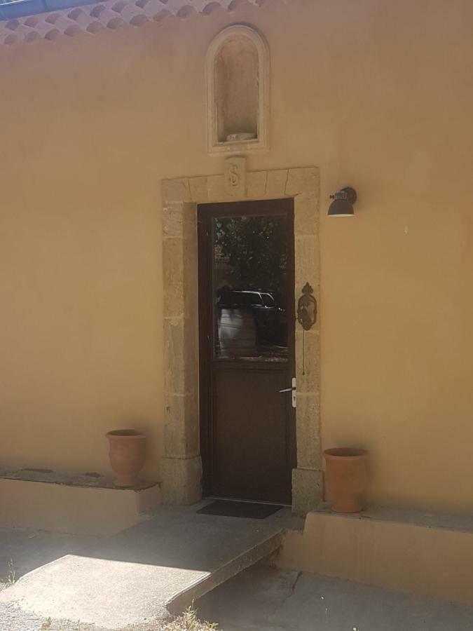 Caux Gite De Mougeres מראה חיצוני תמונה